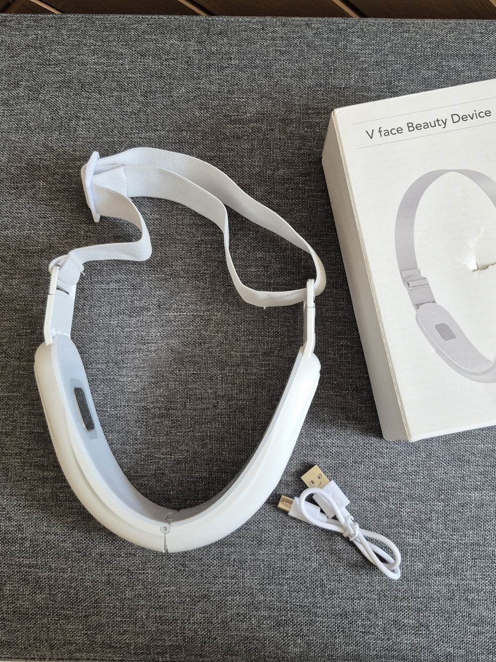 V Face Beauty Device Neck and Jaw Toner - White
